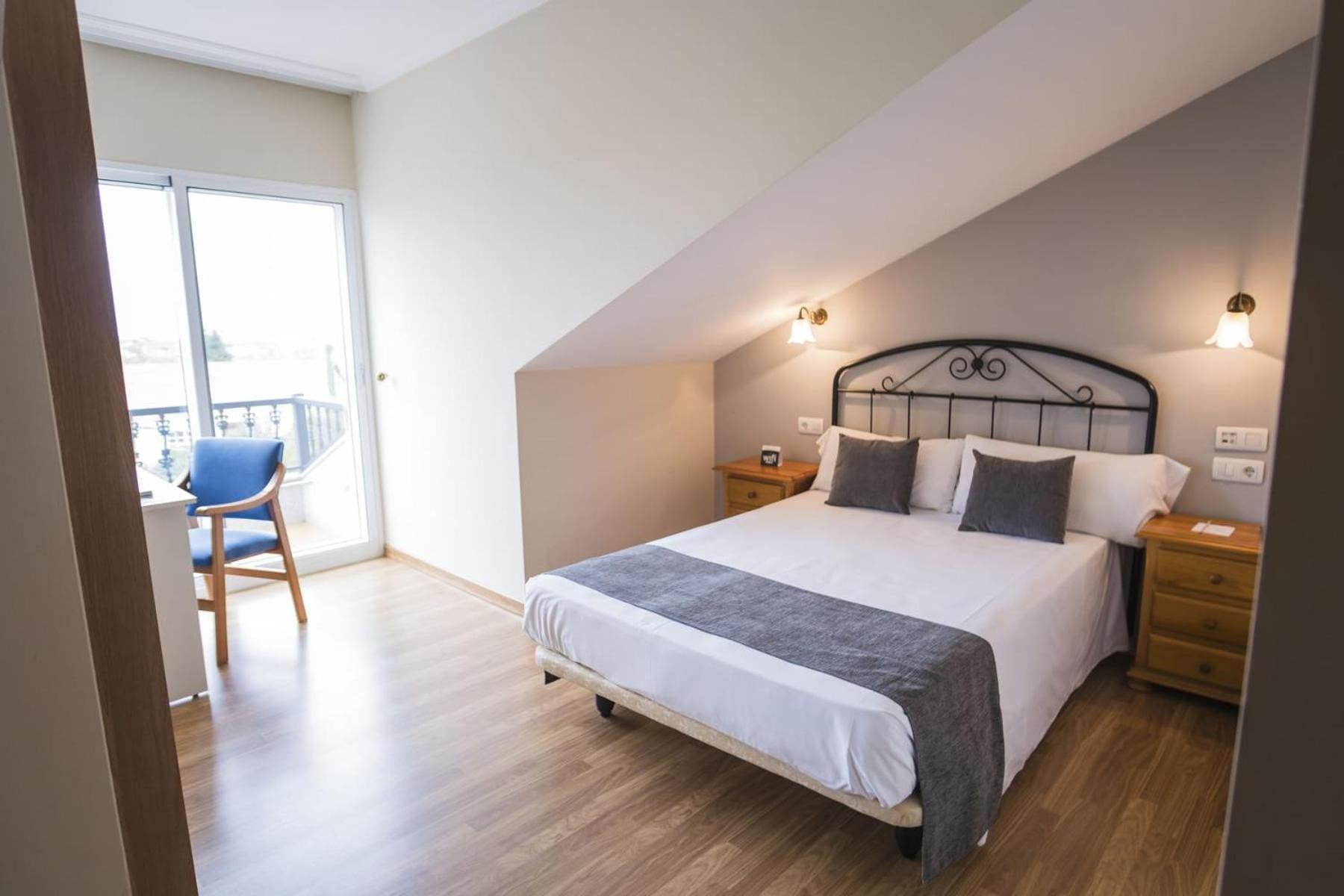 Hotel Alpina Villanueva De Arosa Esterno foto