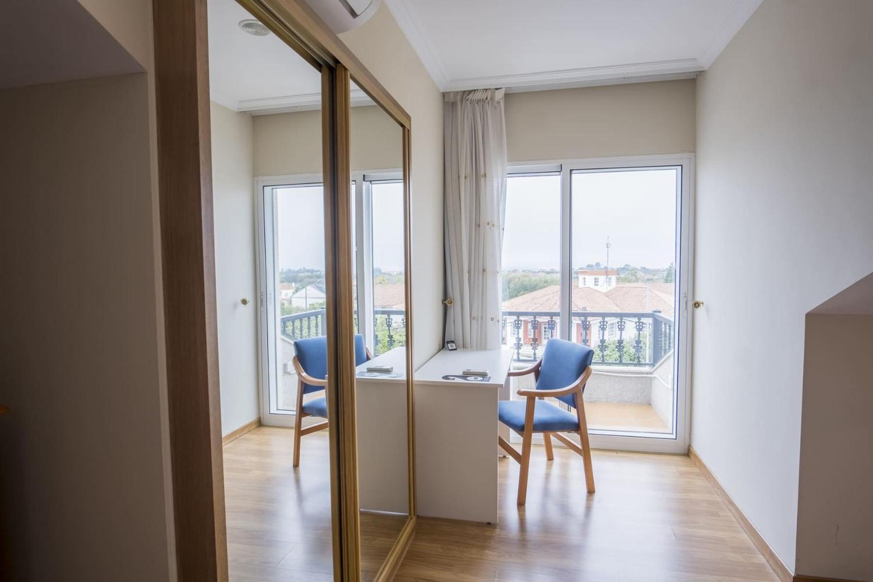 Hotel Alpina Villanueva De Arosa Esterno foto